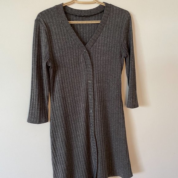 Grey Knit Button Dress - Picture 4 of 4